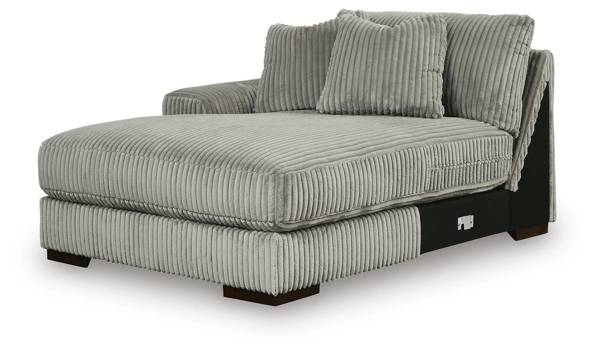 Lindyn Sectional with Chaise