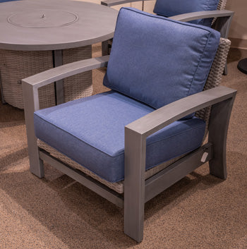 Half Moon Beach Outdoor Spring Lounge Chair