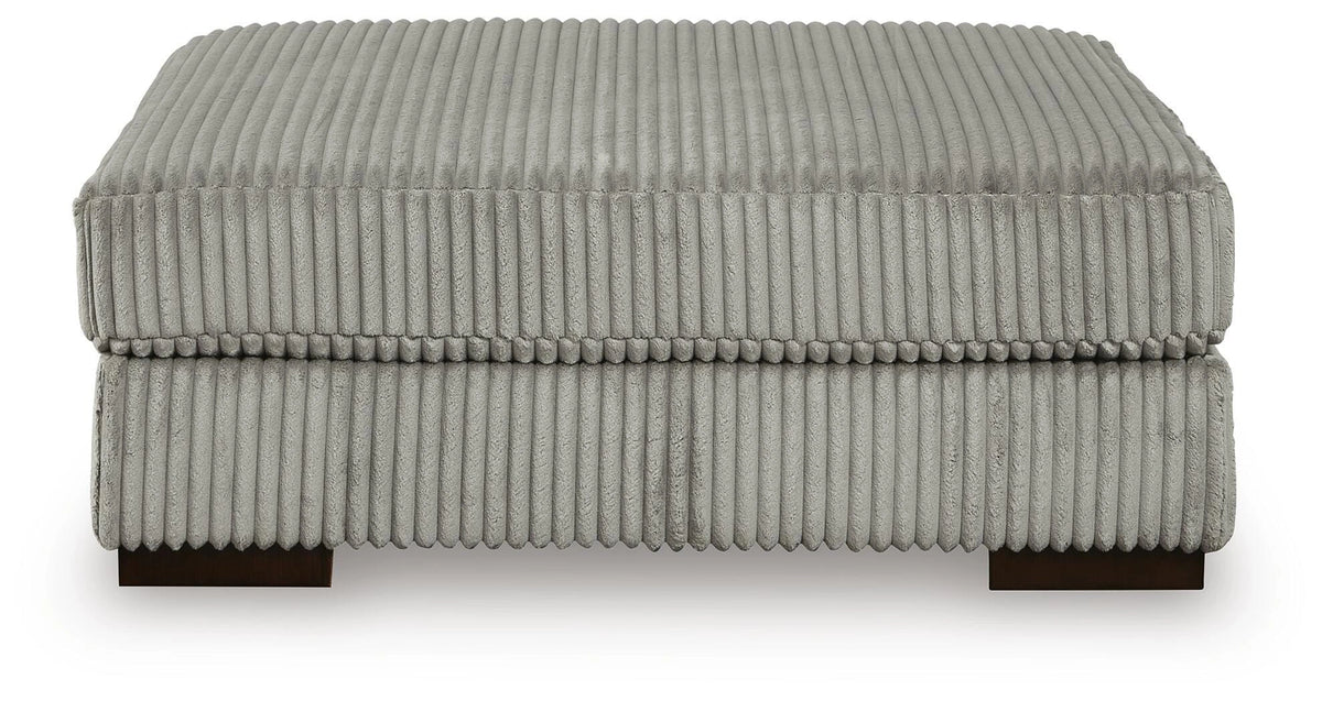 Lindyn Living Room Set