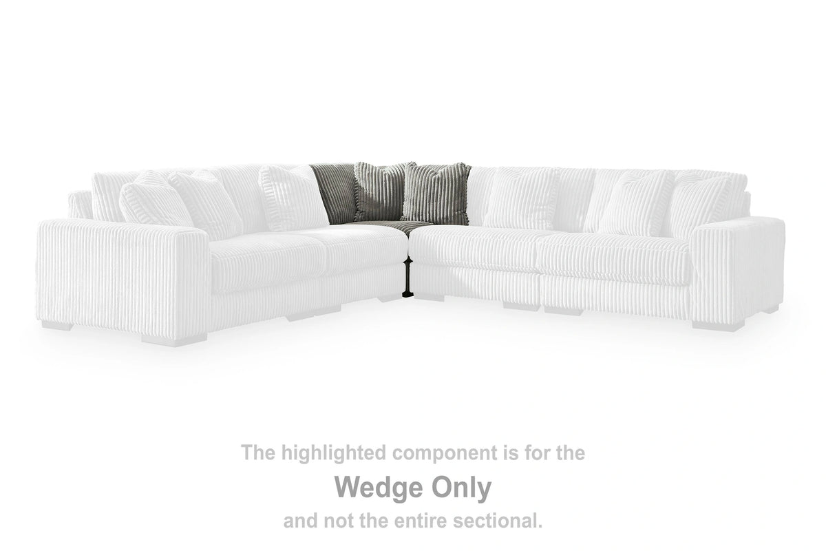 Lindyn Sectional with Chaise