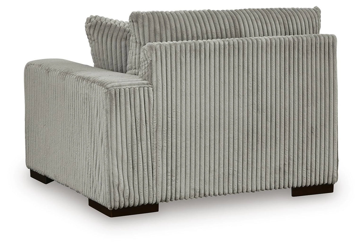 Lindyn Sectional with Chaise